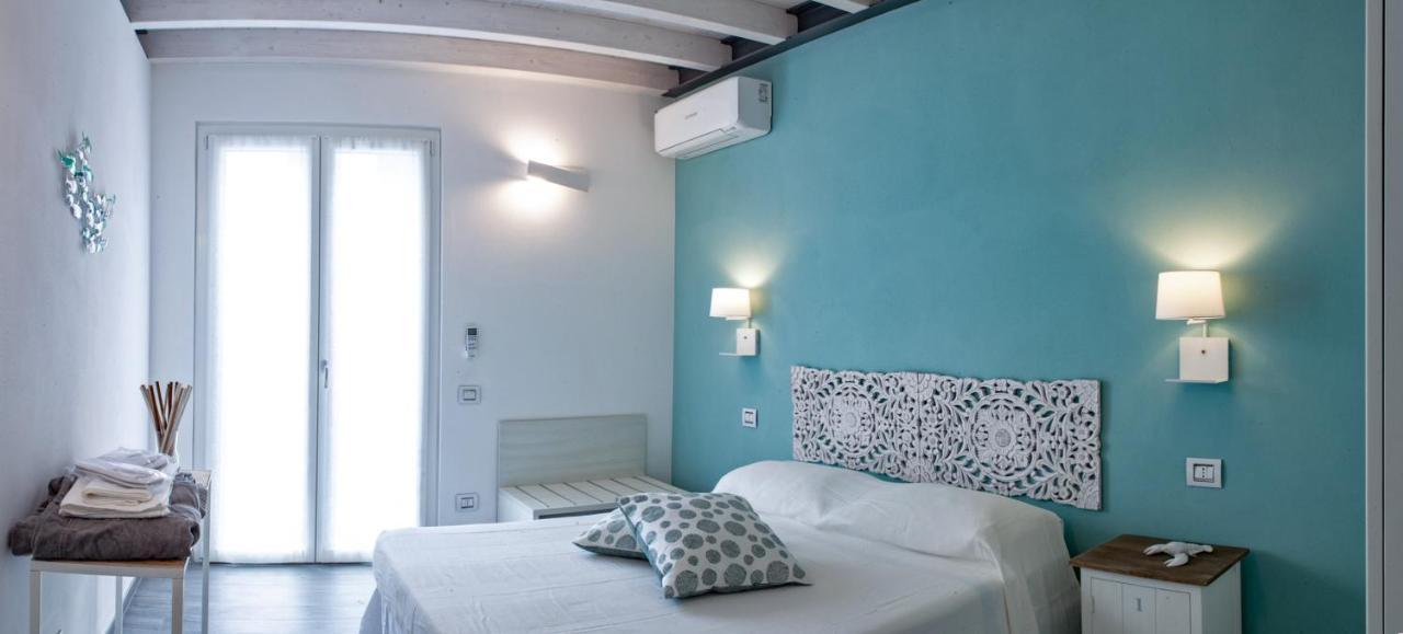 150 Latomare Bed & Breakfast Marina Di Carrara Exterior photo