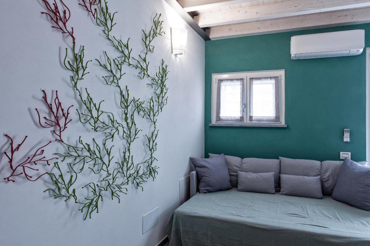 150 Latomare Bed & Breakfast Marina Di Carrara Exterior photo